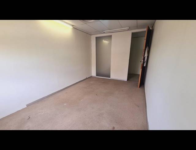 BUSINESS PROPERTY TO RENT IN TYGER VALLEY